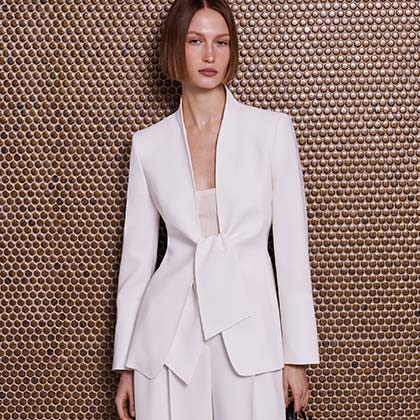 Max Mara ワンピース　ホワイト　2025年購入　サイズ40 5621085206001-d-